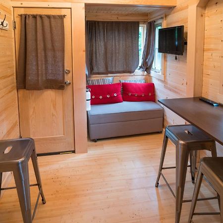 Mt Hood Tiny House Village Welches Eksteriør billede